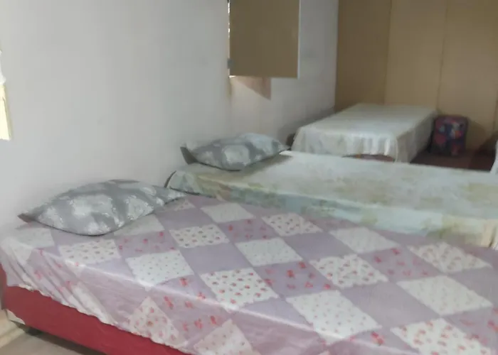 Ebora Afro Hostel