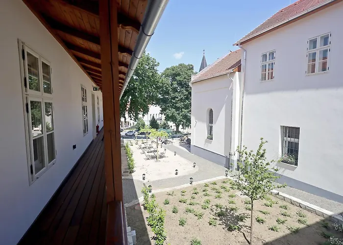 Generalis Wine Hotel