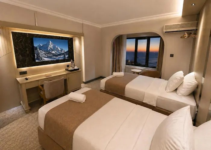 Emirgan Otel