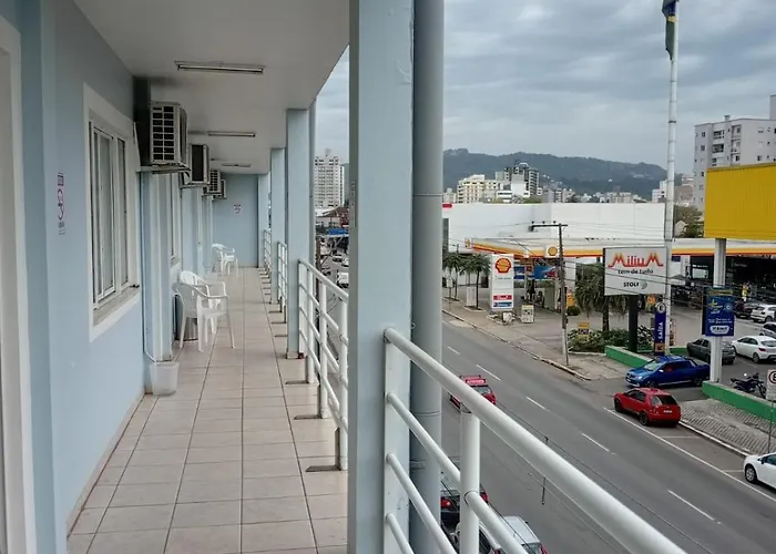 Eduardos Hotel