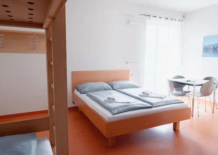 Junges Hotel Hard am Bodensee