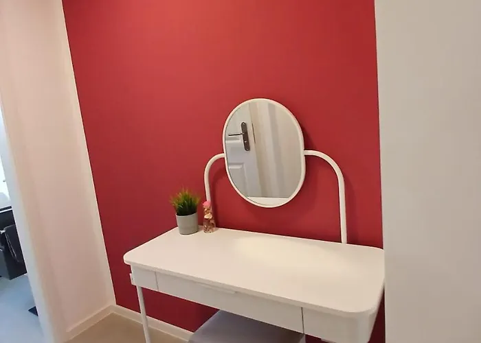 City Hub Room 24 - Mit Balkon