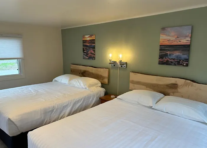The Foothills Motel