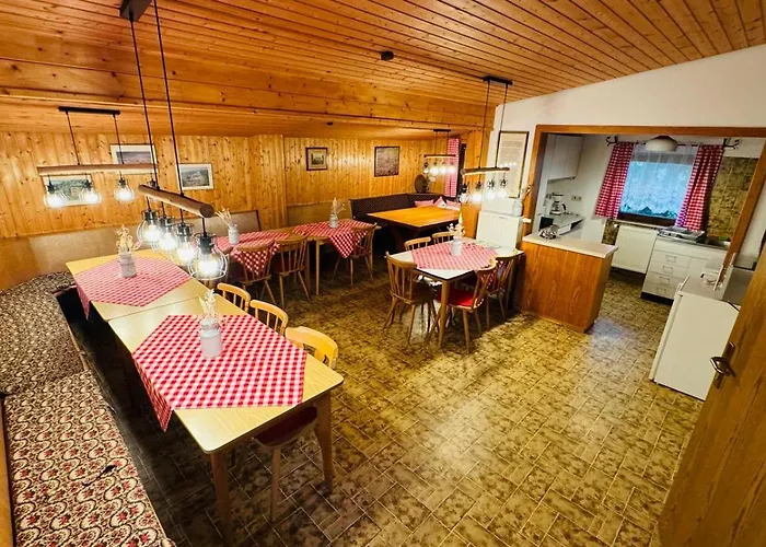 Würzburger Karl-Straub-Haus