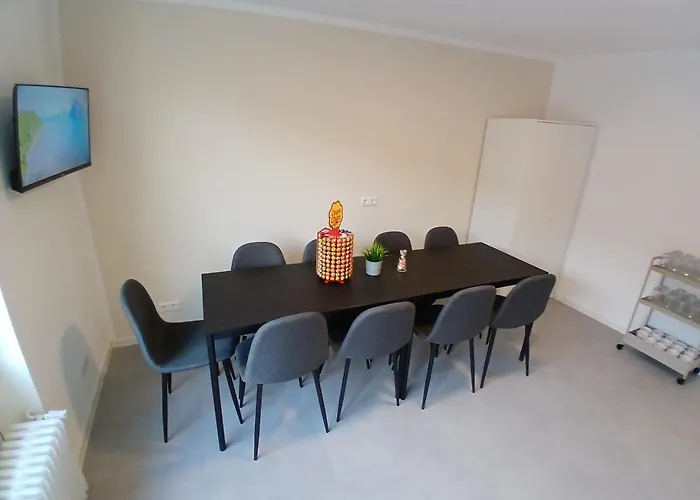 City Hub Room 25 - Mit Balkon