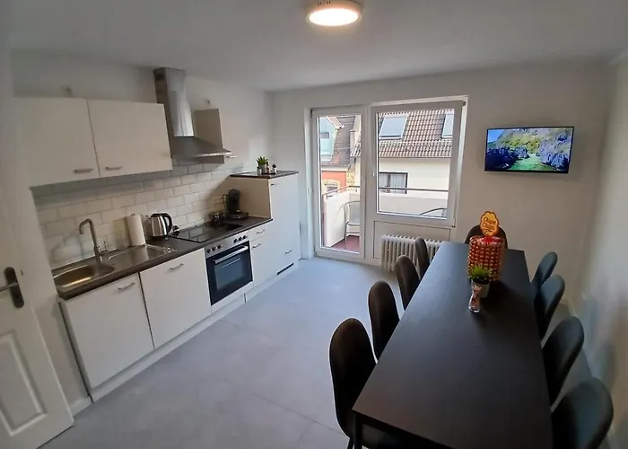 City Hub Room 24 - Mit Balkon
