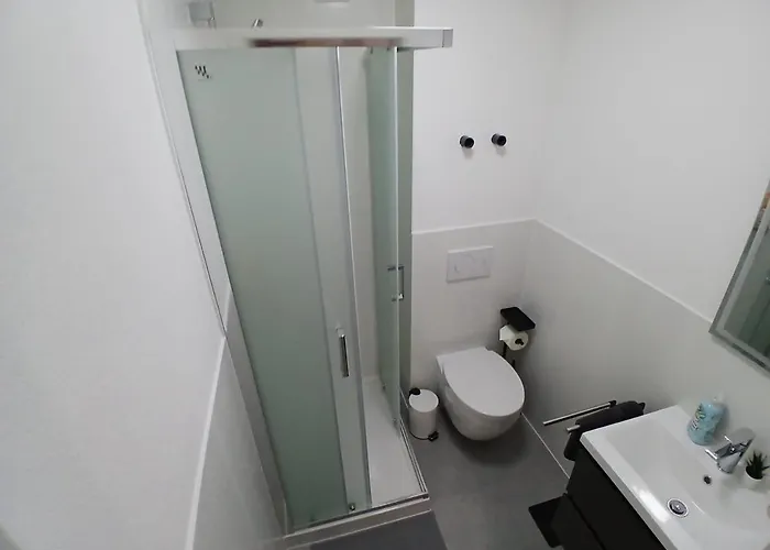 City Hub Room 27