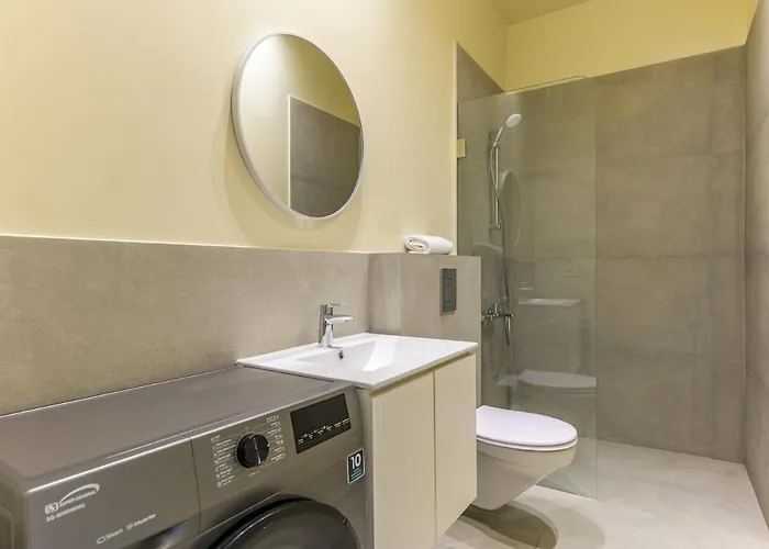 Coastal 1-Br Apartment In Bahsa Batroun