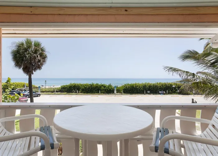 Melbourne Beach Bungalow