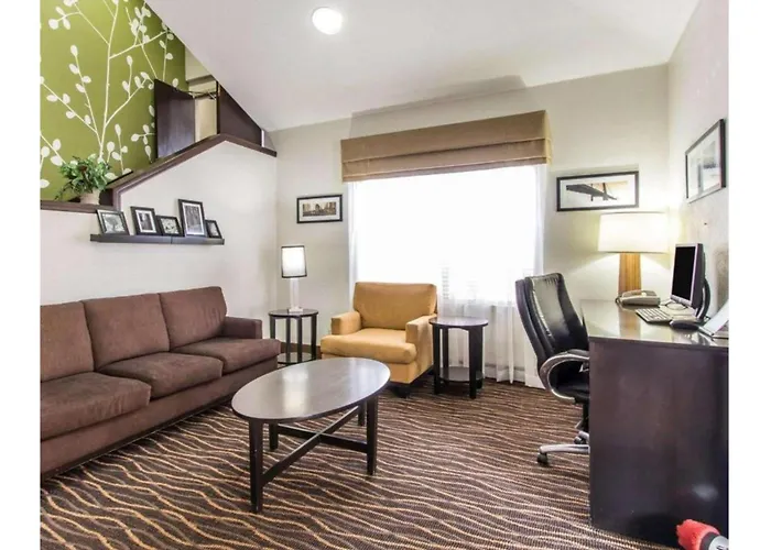 The Douillet By Demeure Hotels