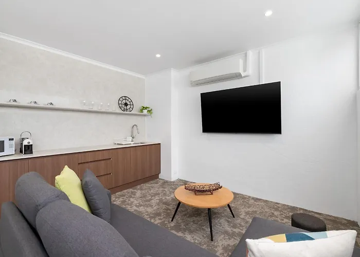 Ciloms Airport Lodge Melbourne Airport