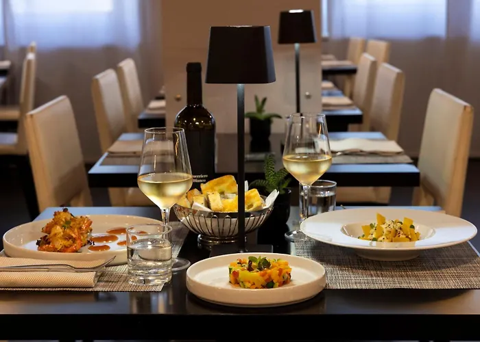 Holiday Inn Genoa City By Ihg
