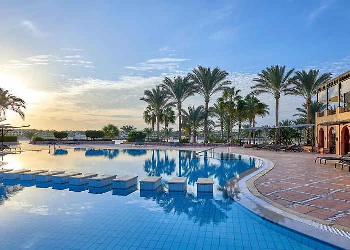 Strandhotels in Bucht von Coraya