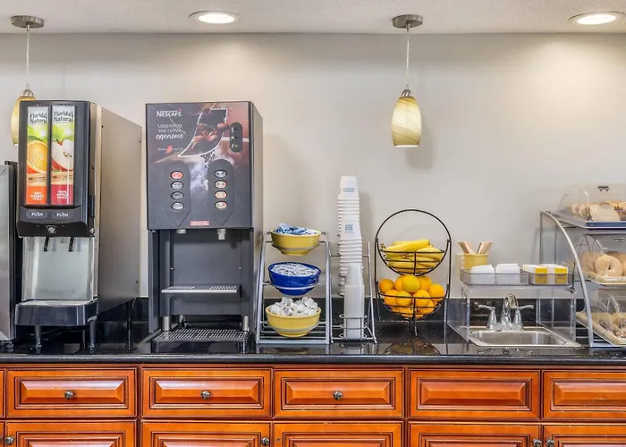 Days Inn By Wyndham Geneva/Finger Lakes