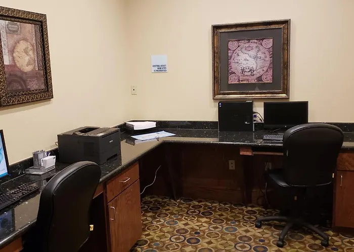 Holiday Inn Express & Suites Galveston West-Seawall By Ihg