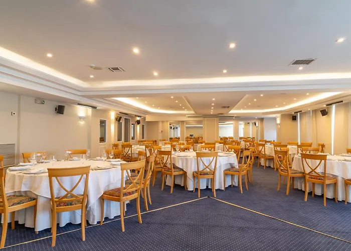 Hotels in Chalkís