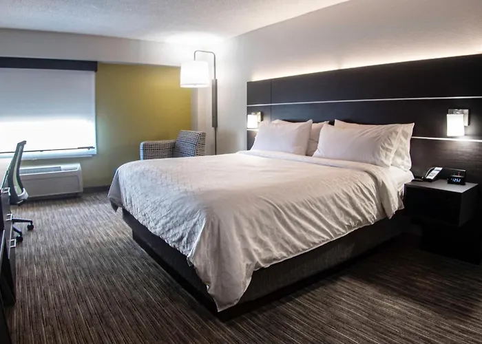 Holiday Inn Express & Suites Charlotte-Concord-I-85 By Ihg