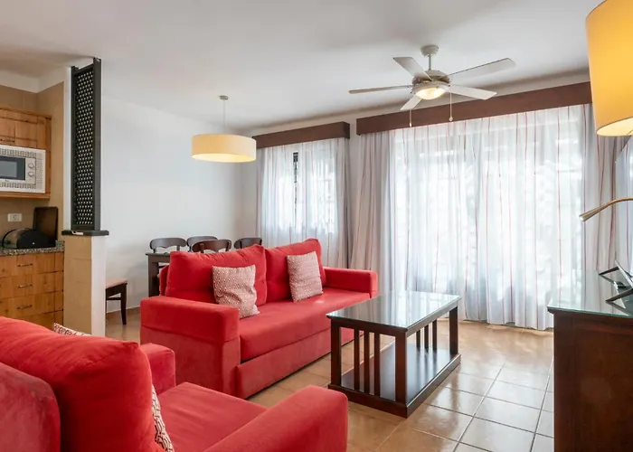 Apartahoteles en Playa Blanca (Lanzarote) 
