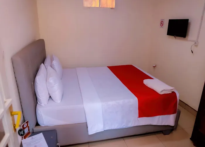 Martin Aviator Hotel