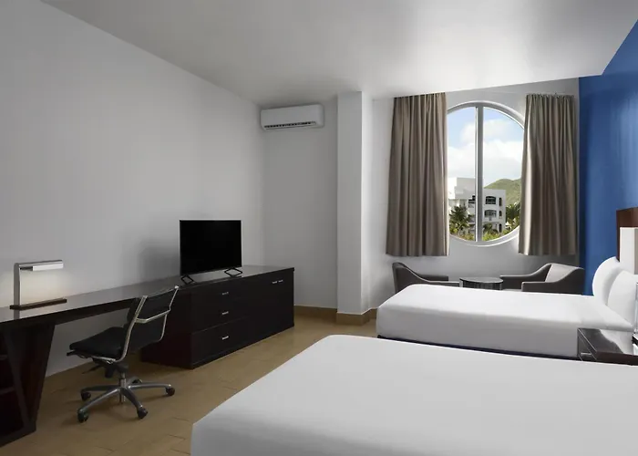Commodore Suites, Surestay Collection By Best Western