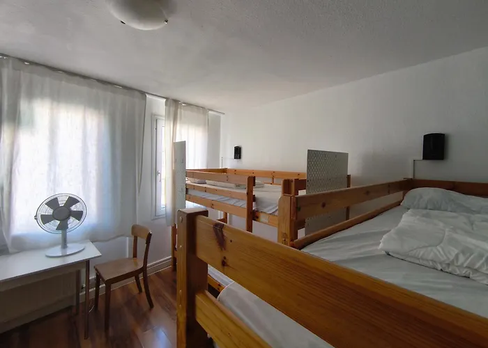 Hostel 45