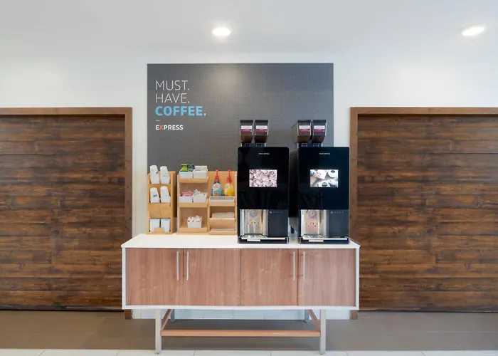 Holiday Inn Express & Suites - Lexington W - Versailles By Ihg