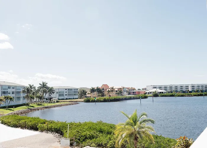 The Suites At Fishermen'S Village - 2 Bedroom Suites