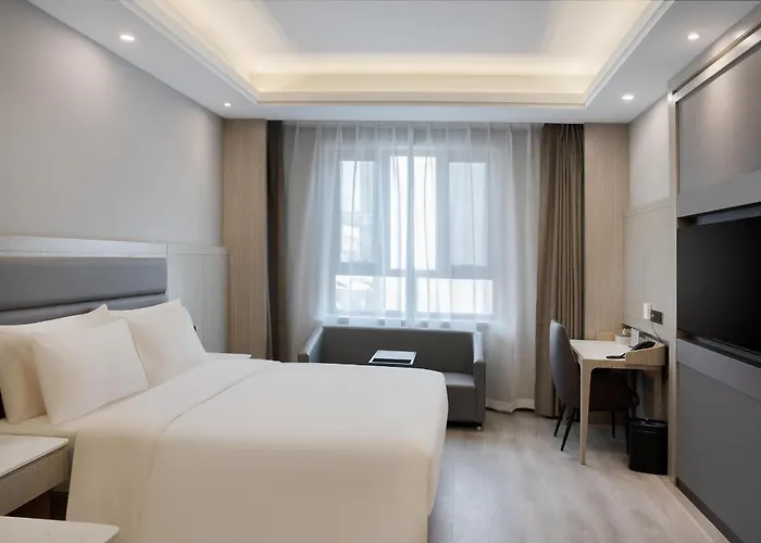 Atour Hotel Hotan Unity Plaza