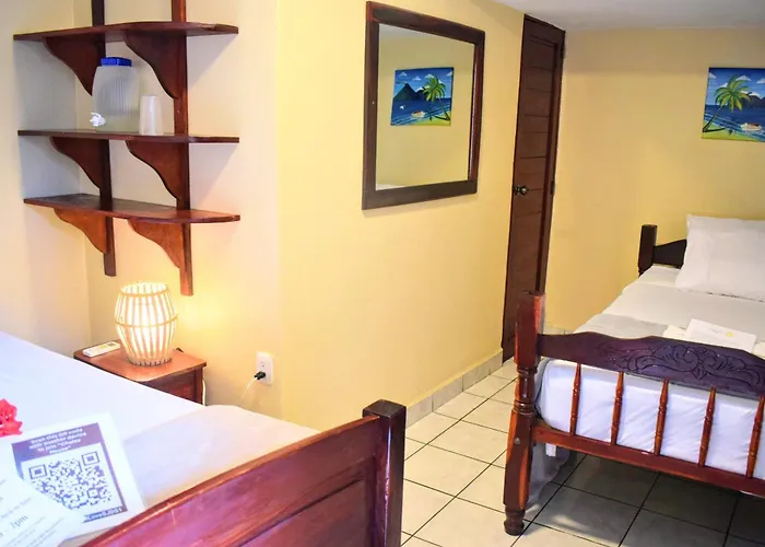 Chale'S House Hotel