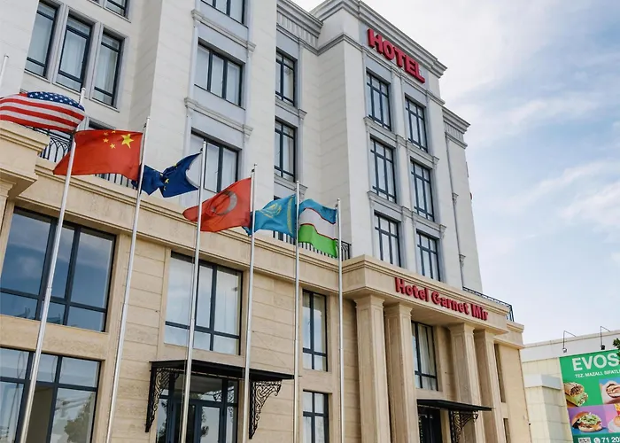 Garnet Mir Hotel