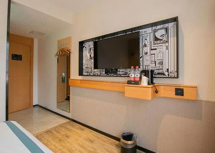 City Comfort Inn Jinzhou Bohai University Wanda Plaza