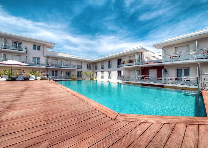 Zenitude Hotel-Residences Antibes