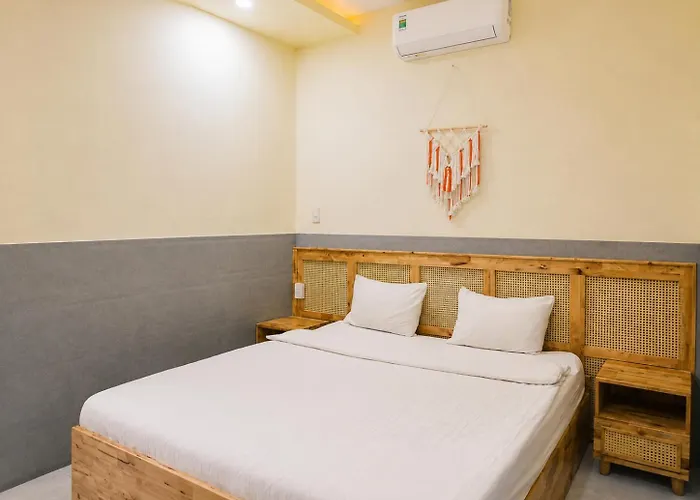 De Rive Homestay - Ben Ninh Kieu