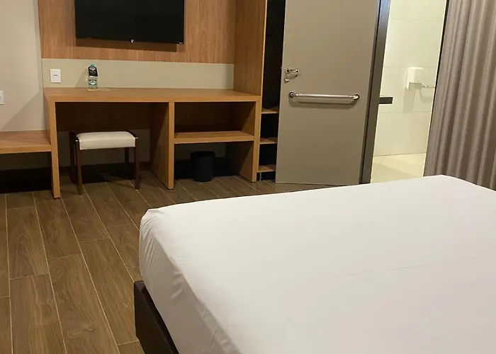 Hotel Ouro Mel