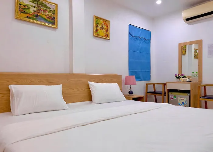 Sea Side Hotel Cat Ba & Music Box