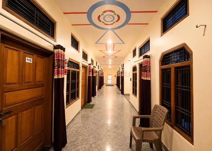 Hotel Ram Janm Bhoomi Ayodhya Urmila Palace Inn