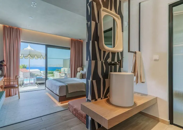Pefkos Beach hotel&suites
