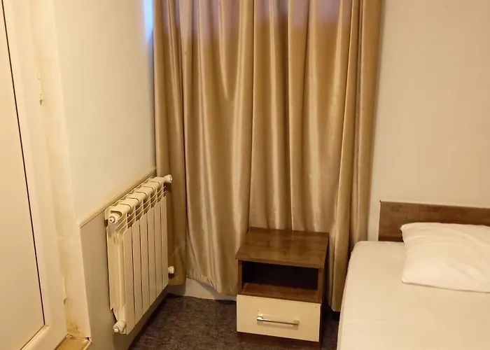 Buraq Hotel Main Nizami Street
