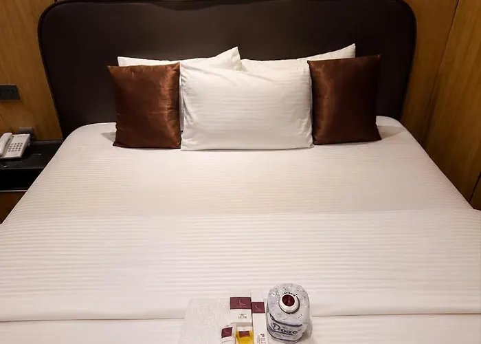 La Topik Hotel & Suites