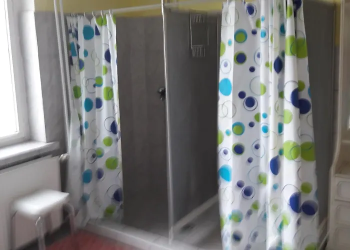 Hostel Zimmervermietung Minimum 7Tage Langzeitmiete Monat 590E