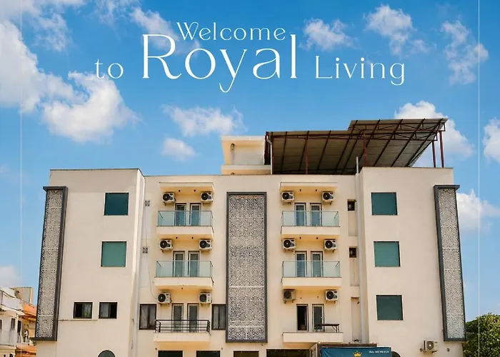 Royal Regal-Rooms & Suites