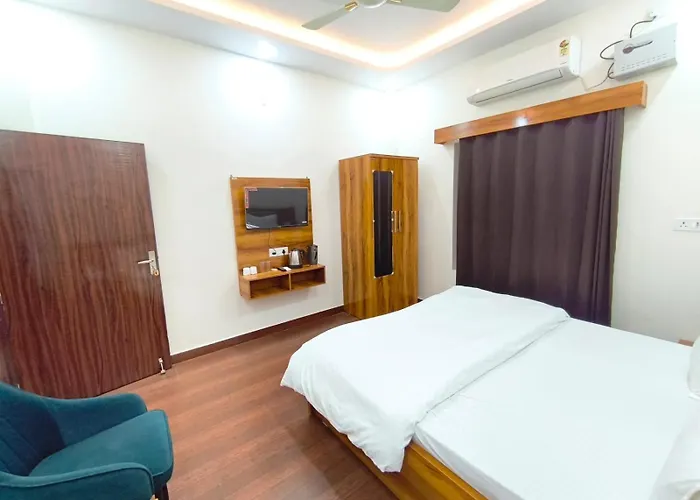 Hotel Rudraksha Premier Ll Pick And Drop Available