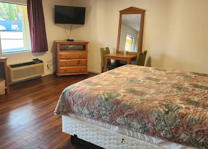 Budget Inn