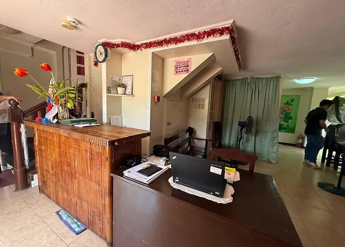 Pecan Pension House Near Iloilo International Airport By Reddoorz
