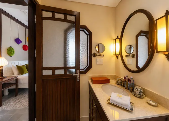 Cozy Central Hoi An Boutique Hotel