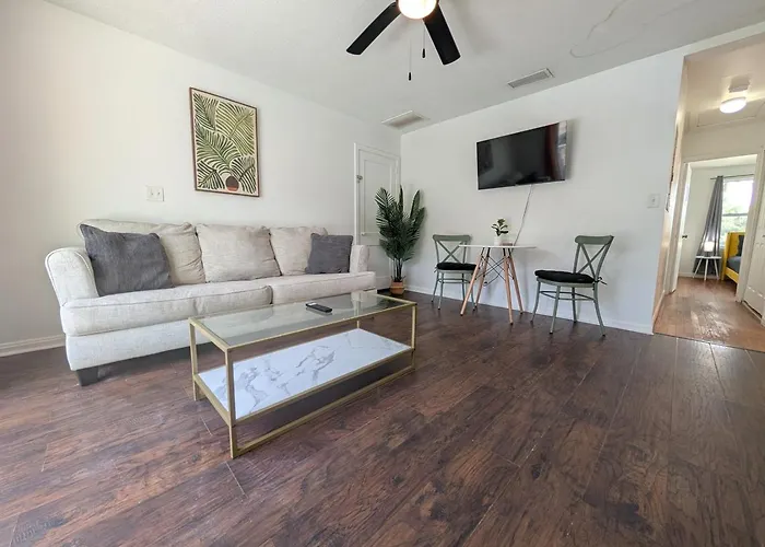 The Beach Shack 1Br Getaway