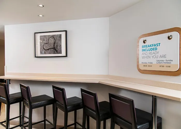 Holiday Inn Express Stirling By Ihg