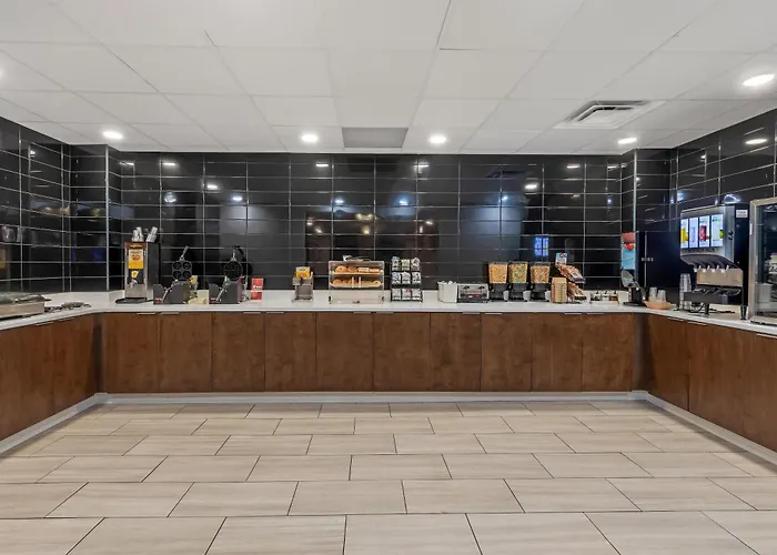 Best Western Plus Atlanta Airport East