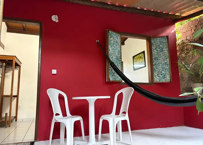 Novos Baianos Hostel E Pousada