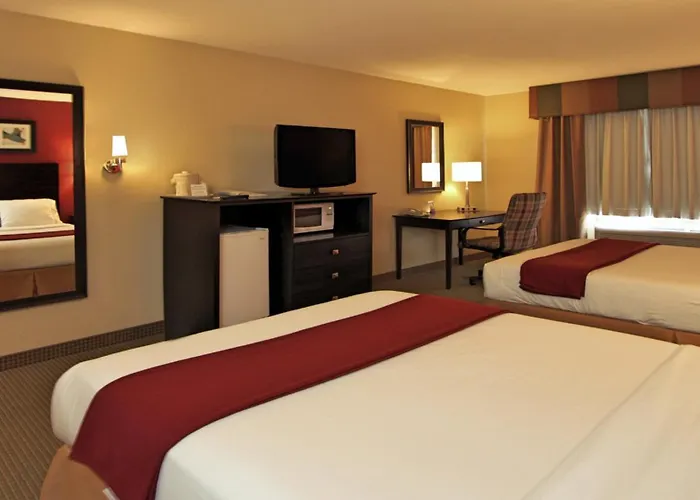 Defiance Cheap Hotels